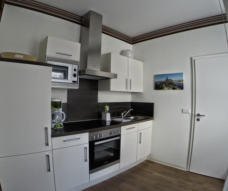 Ferienwohnungen Haus Am Wuerzlaysteig Lehmen Camera foto