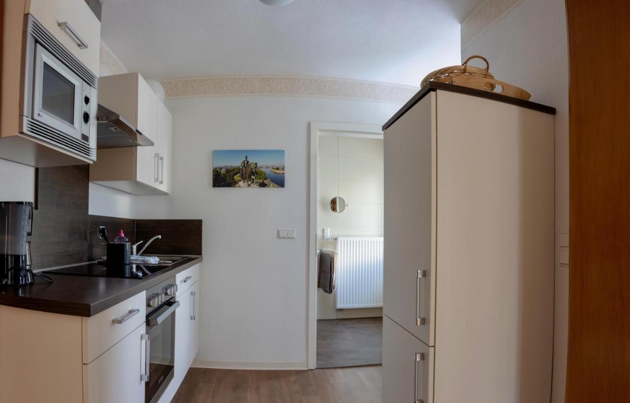 Ferienwohnungen Haus Am Wuerzlaysteig Lehmen Esterno foto